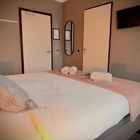 Hotel Restaurant 'T Ronde Loegh Winschoten Zewnętrze zdjęcie